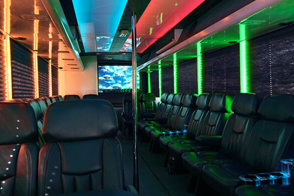 Tampa Bay Area limo bus rental