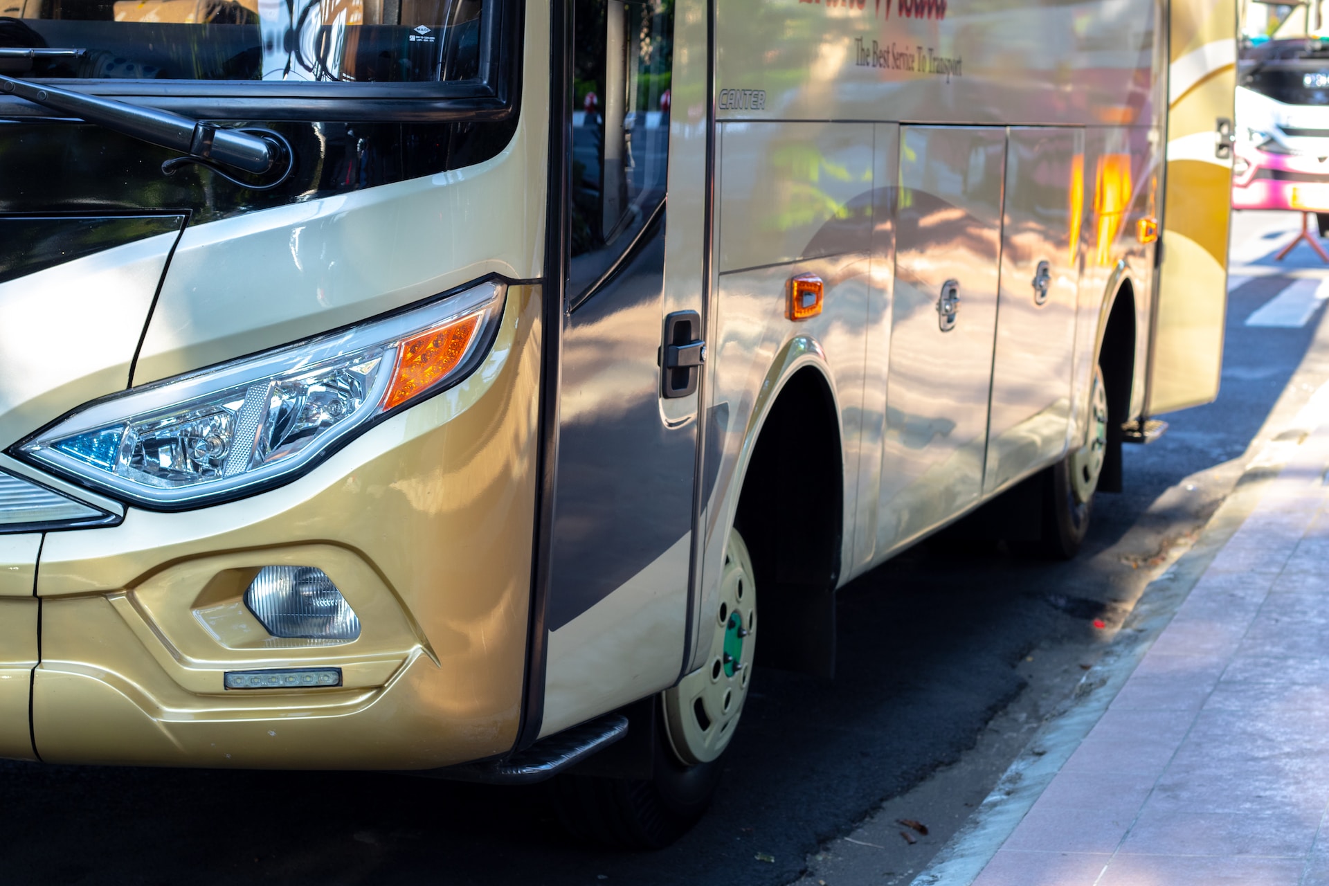  Wedding Shuttle bus